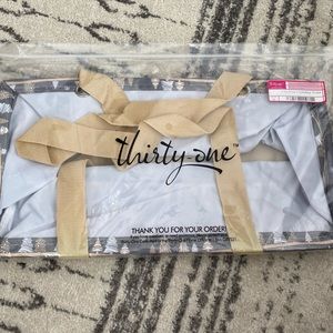 Thirty-One Medium Utility Tote in Snowy Slopes